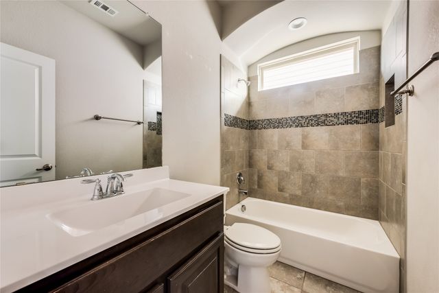 905 Dove Cove, Argyle, TX 76226