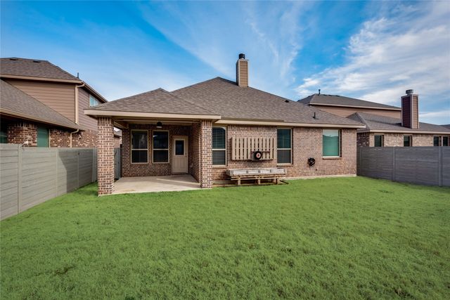 905 Dove Cove, Argyle, TX 76226