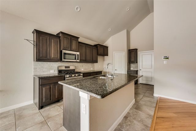 905 Dove Cove, Argyle, TX 76226