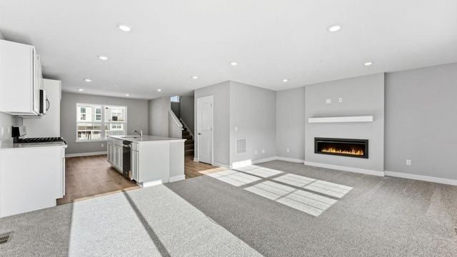 6715 Hinterland Trail S, Cottage Grove, MN 55016