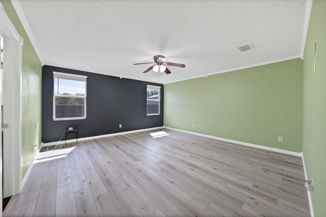 4021 German Pointer Way, Fort Worth, TX 76123