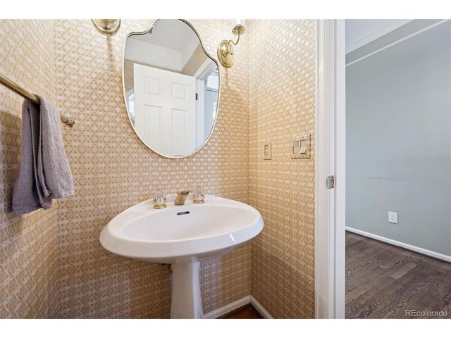 2552 E Alameda Ave 96, Denver, CO 80209