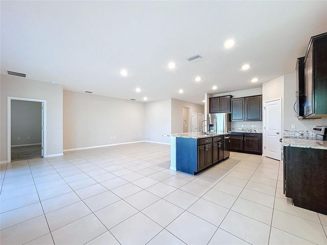 8341 BOWER BASS CIRCLE, Wesley Chapel, FL 33545