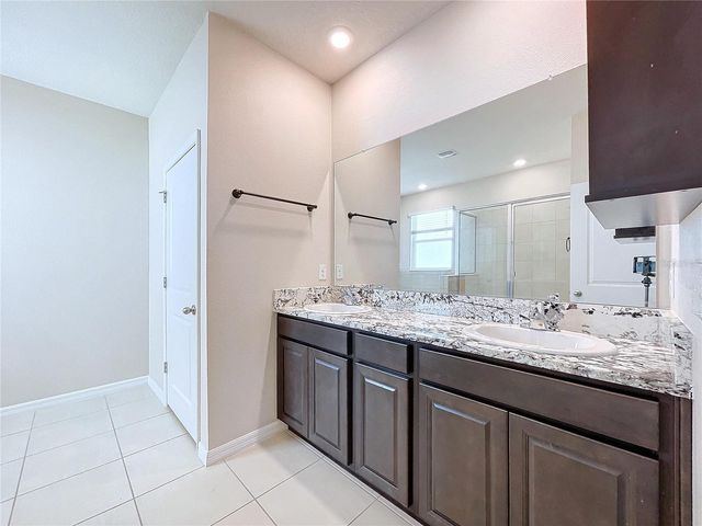 8341 BOWER BASS CIRCLE, Wesley Chapel, FL 33545