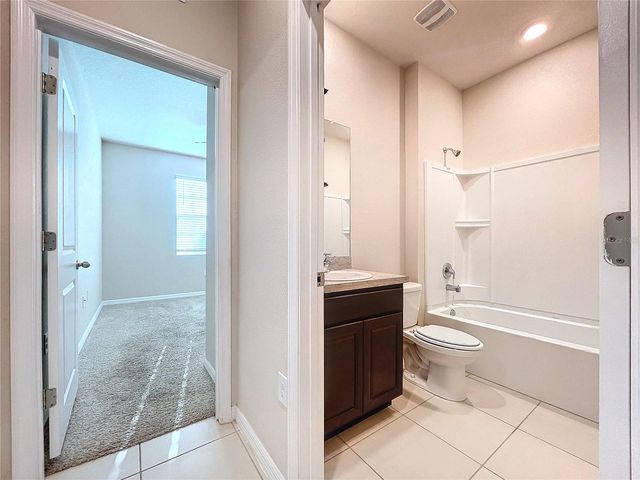 8341 BOWER BASS CIRCLE, Wesley Chapel, FL 33545