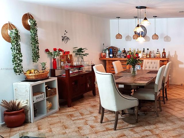 10646 Barn Rd, Lake Worth, FL 33449