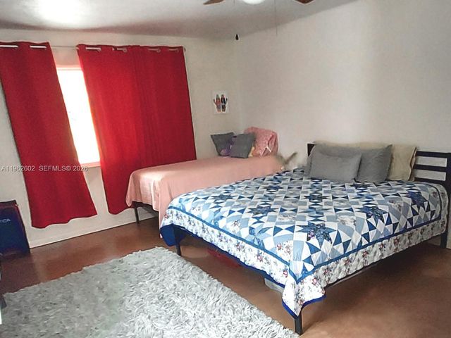 10646 Barn Rd, Lake Worth, FL 33449