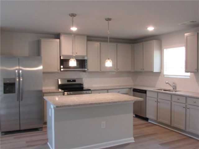 144 Paces Overlook Trace, Dallas, GA 30157
