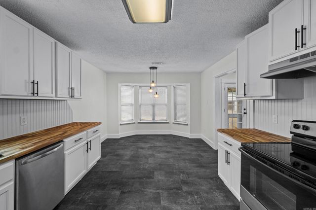 20 Jay Circle, Cabot, AR 72023