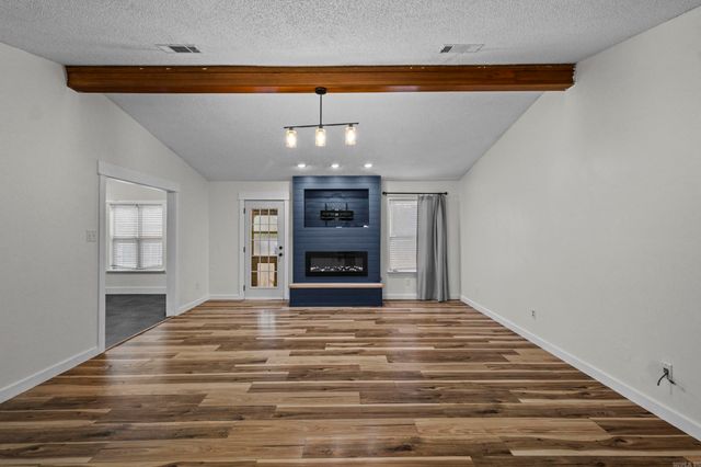 20 Jay Circle, Cabot, AR 72023