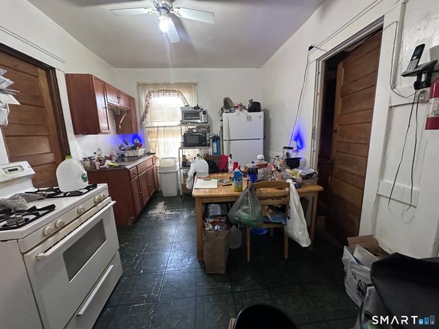 449 Dixwell Avenue, New Haven, CT 06511