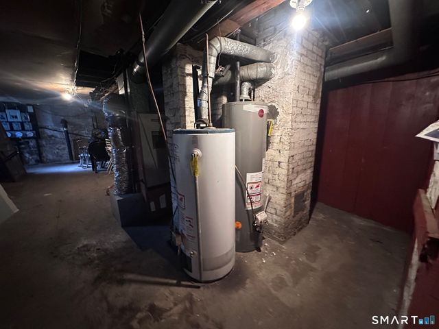 449 Dixwell Avenue, New Haven, CT 06511