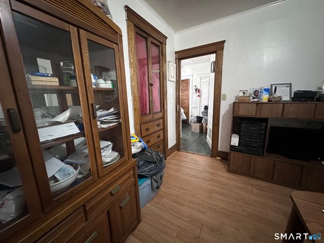 449 Dixwell Avenue, New Haven, CT 06511