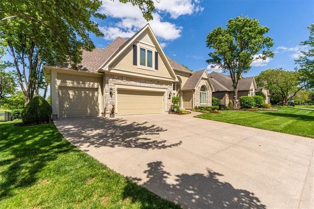 12863 WESTGATE Street, Overland Park, KS 66213