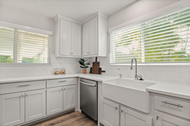 9110 Chisholm LN, Austin, TX 78748