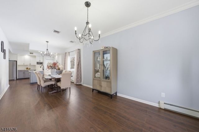 270 Baldwin Ave, Hasbrouck Heights Boro, NJ 07604