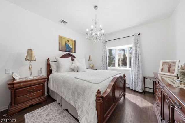 270 Baldwin Ave, Hasbrouck Heights Boro, NJ 07604