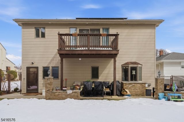 270 Baldwin Ave, Hasbrouck Heights Boro, NJ 07604