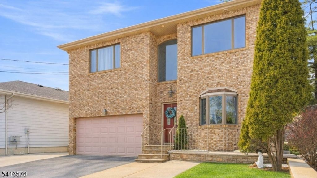 270 Baldwin Ave, Hasbrouck Heights Boro, NJ 07604 — photo 2
