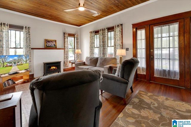 2010 HIGH SCHOOL ROAD, Hueytown, AL 35023