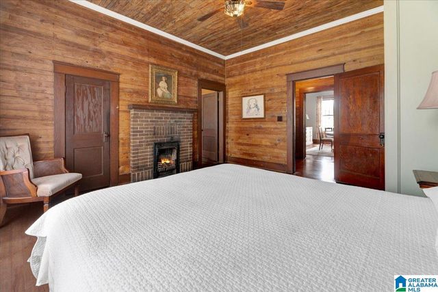 2010 HIGH SCHOOL ROAD, Hueytown, AL 35023