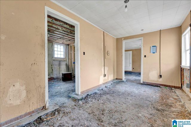 2010 HIGH SCHOOL ROAD, Hueytown, AL 35023