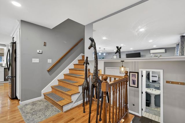 42 Marianna Road, Salem, NH 03079