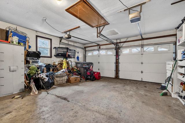 42 Marianna Road, Salem, NH 03079