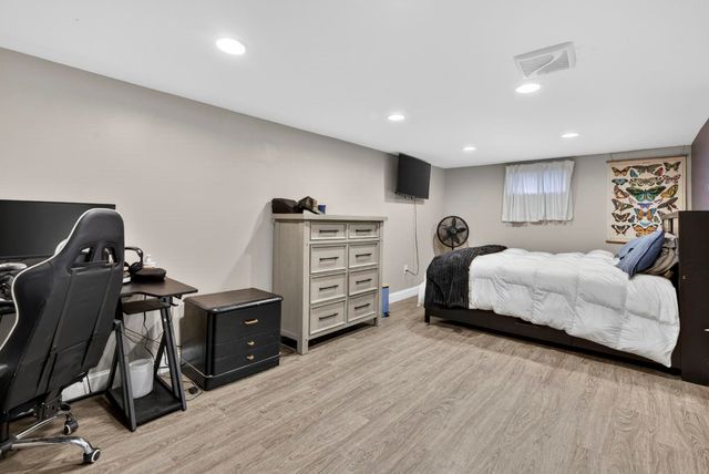 42 Marianna Road, Salem, NH 03079