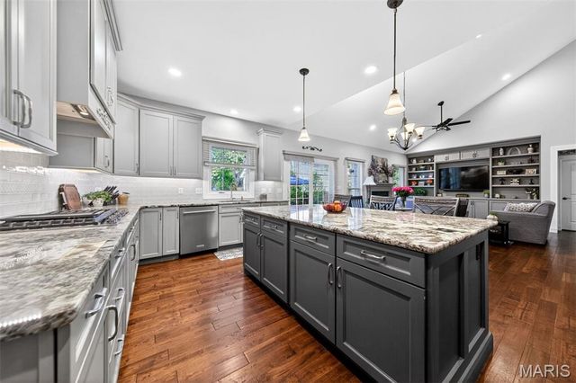 409 Peeke Avenue, Kirkwood, MO 63122