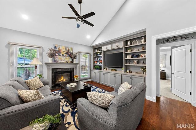 409 Peeke Avenue, Kirkwood, MO 63122