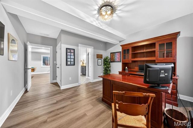 409 Peeke Avenue, Kirkwood, MO 63122