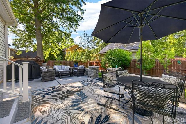 409 Peeke Avenue, Kirkwood, MO 63122