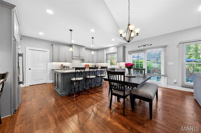 409 Peeke Avenue, Kirkwood, MO 63122