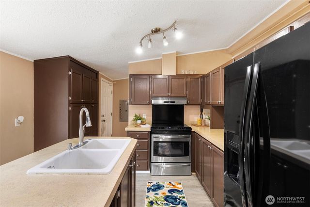 1919 SE Richmond Lane, Port Orchard, WA 98367