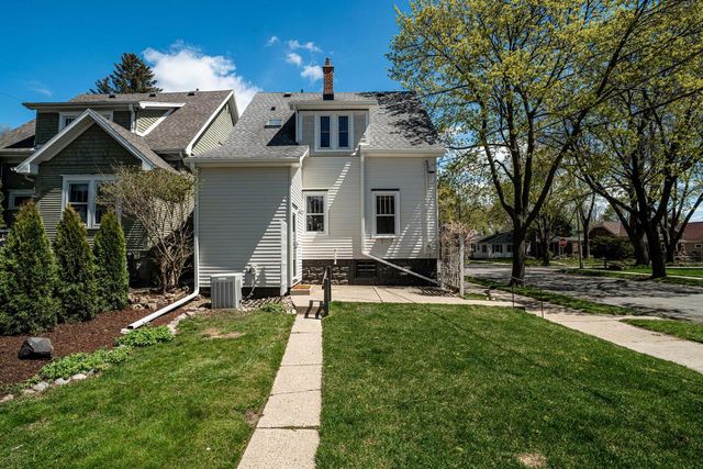 3377 Indiana AVENUE, Milwaukee, WI 53207