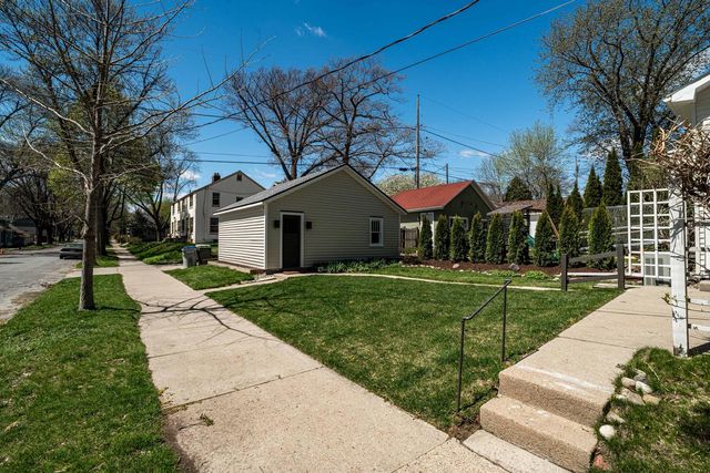 3377 Indiana AVENUE, Milwaukee, WI 53207