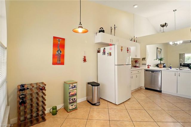 6283 Shadowood CIR, Naples, FL 34112