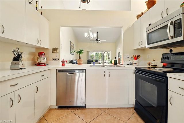 6283 Shadowood CIR, Naples, FL 34112