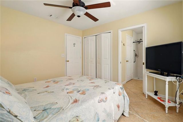 6283 Shadowood CIR, Naples, FL 34112