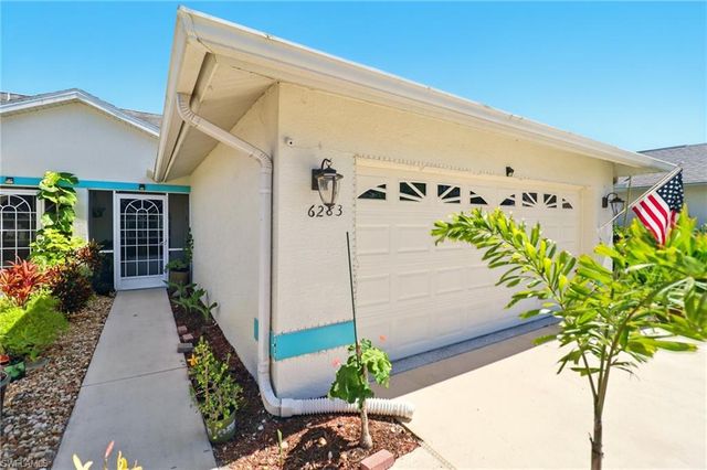 6283 Shadowood CIR, Naples, FL 34112