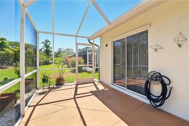 6283 Shadowood CIR, Naples, FL 34112