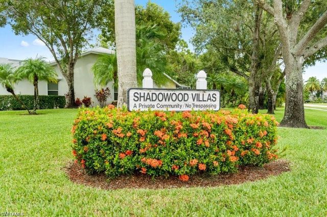 6283 Shadowood CIR, Naples, FL 34112