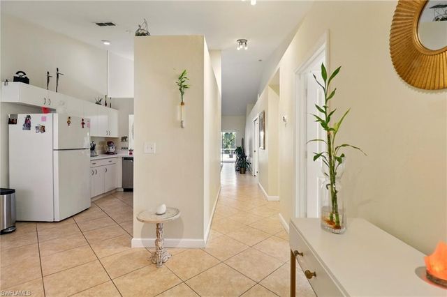 6283 Shadowood CIR, Naples, FL 34112