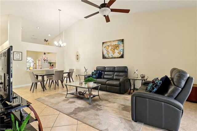 6283 Shadowood CIR, Naples, FL 34112