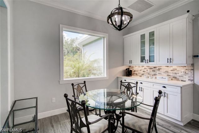 510 10th AVE NW, Naples, FL 34120