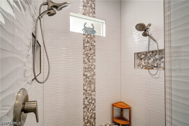 510 10th AVE NW, Naples, FL 34120