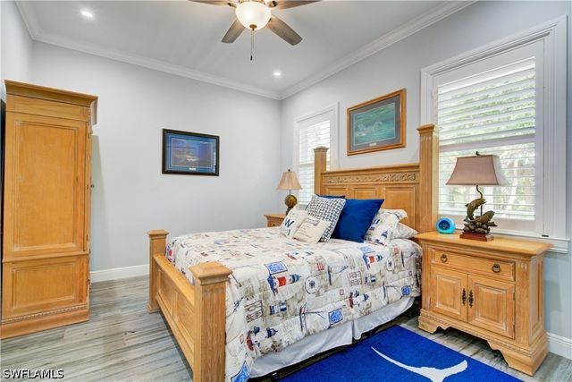 510 10th AVE NW, Naples, FL 34120