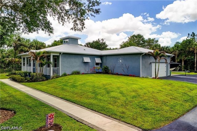 510 10th AVE NW, Naples, FL 34120