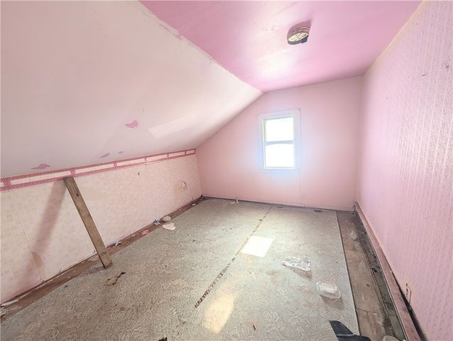 77 Heidelberg Street, Rochester, NY 14609